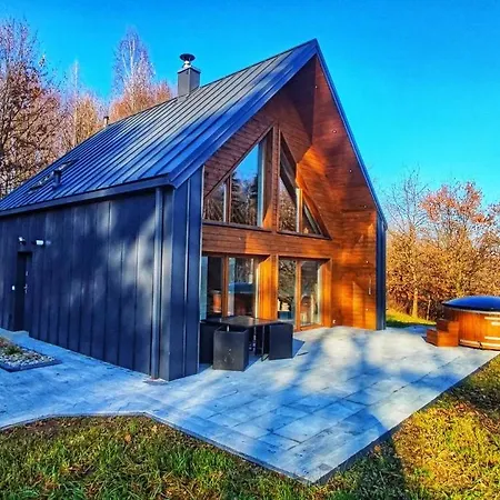 Miedzy Drzewami Villa