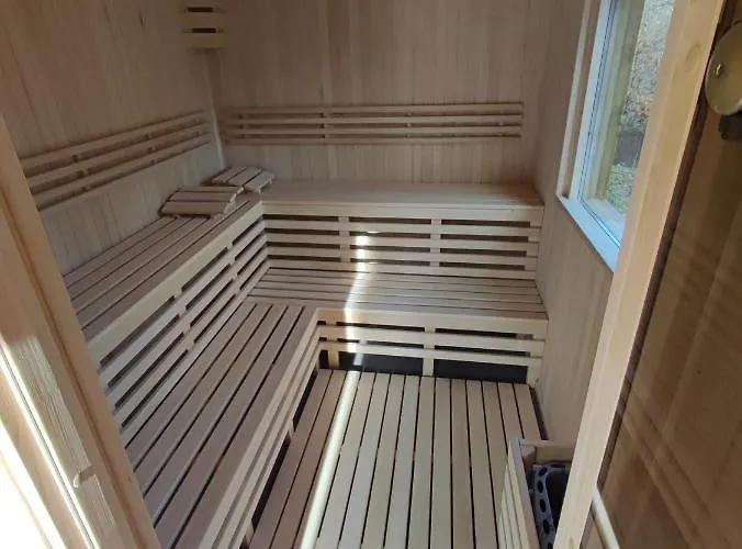 别墅 Miedzy Drzewami